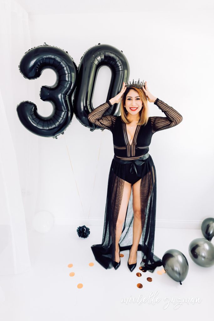 Free Photo | Full-length portrait of two amazing girls preparing for  birthday party. indoor photo of attractive european young woman in black  dress posing with sister which holding bunch of balloons.
